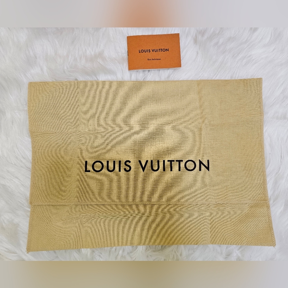 Louis Vuitton Box and dust bag - Picture 6 of 9